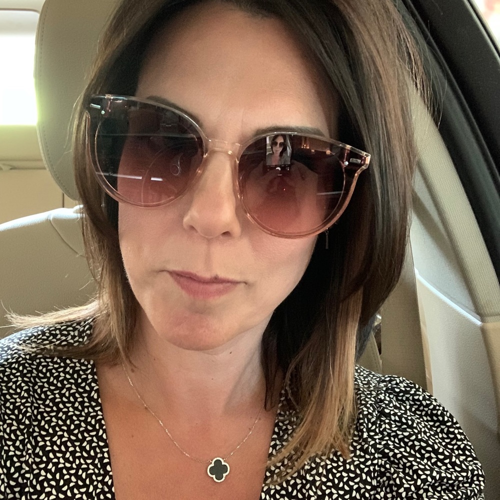 Meet your Posher, Liliana